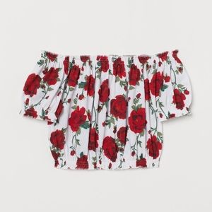 Never worn H&M off the shoulder crop top